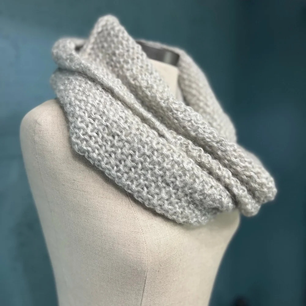 Women’s‎ Express Chunky Knit Infinity Scarf
